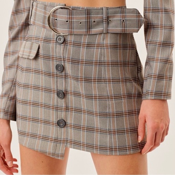 For love and lemons plaid under bust corset and skirt set (2 pieces) large - Picture 2 of 2